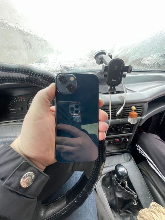 Айфон 13 128гб срочна