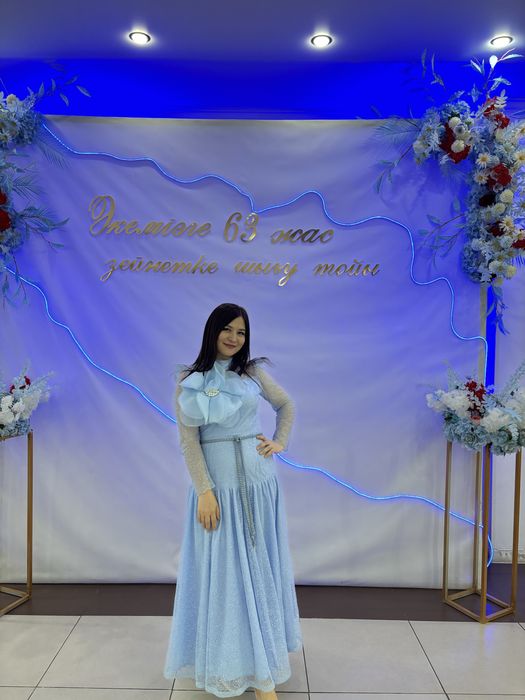 Продам вечерные платье