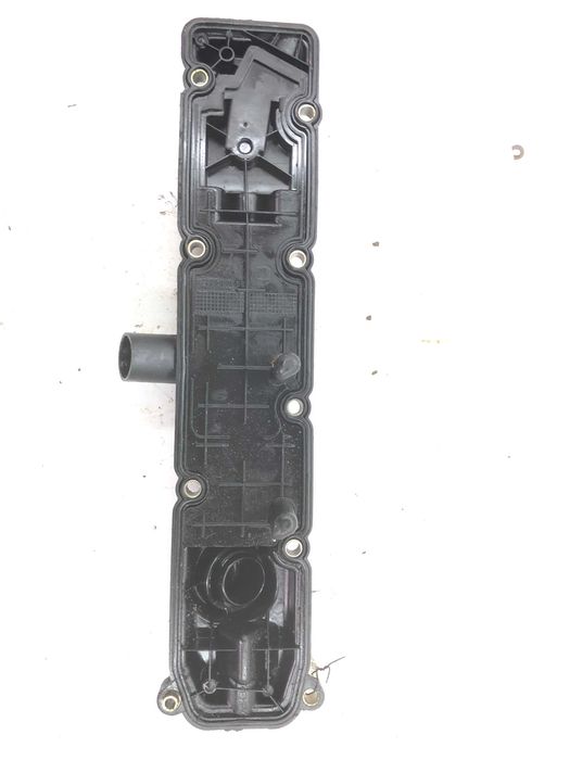 Капак клапани Peugeot 406 2.0HDI 99г.