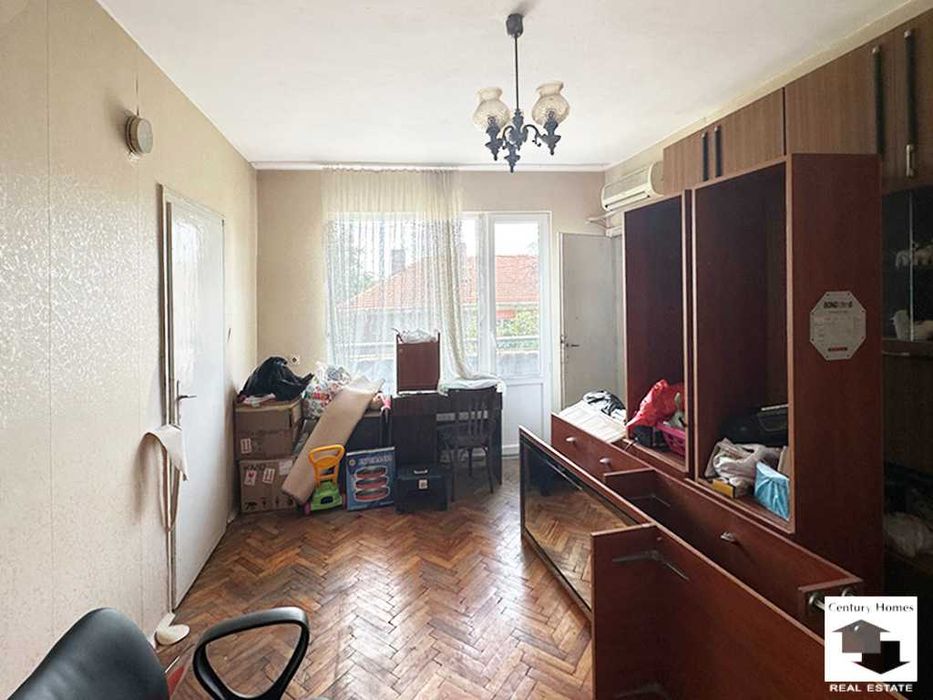 Продава се Двустаен апартамент в Велико Търново, Център - 45 кв.м за 1009 €/кв.м - Снимка #2