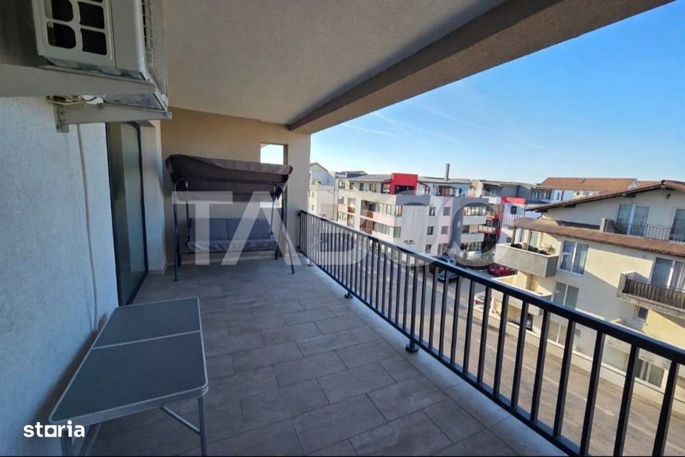 Penthouse modern 2 terase bloc cu lift zona Arhitectilor Sibiu — fotografia 2