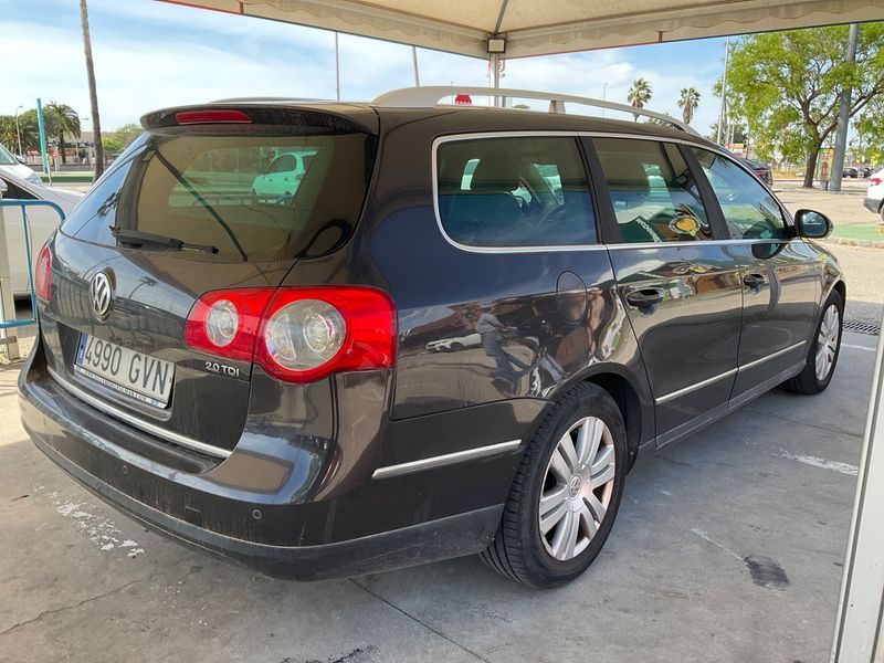 Volkswagen Passat 2.0 TDI R-Line 2010