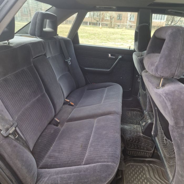 Продам ауди 100 с4