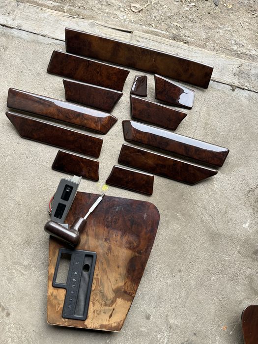 Дерево в салон  на бмв Е34 акпп и мкпп