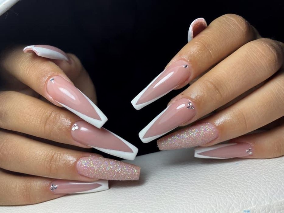 Aplic unghii cu gel!