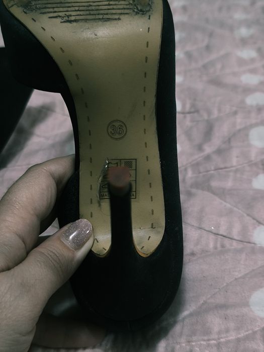 Туфли черные атласные от фирмы BigTree. Размер 36