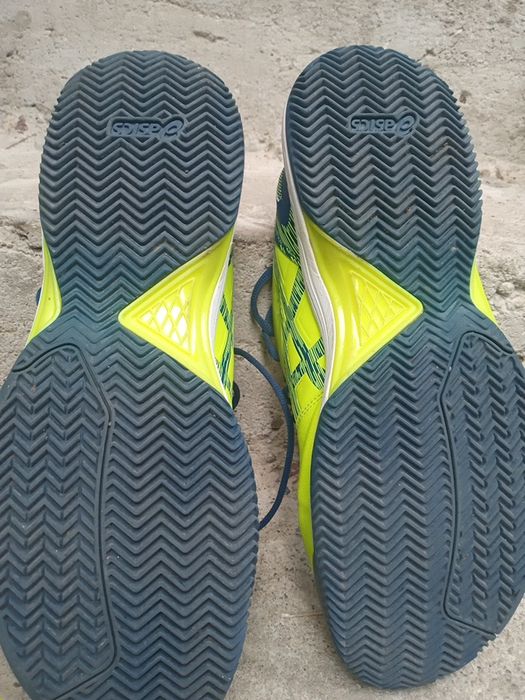 Маратонки Асекс.почти нови .