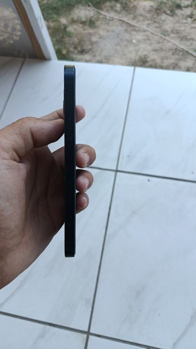 Iphone 13 Yaxwi holatda