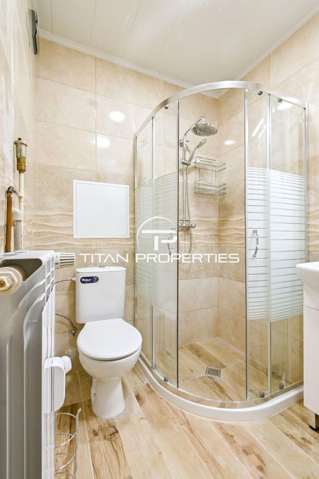 Дава се под наем Двустаен апартамент в София, Център - 68 кв.м за 797.64 € - Снимка #10