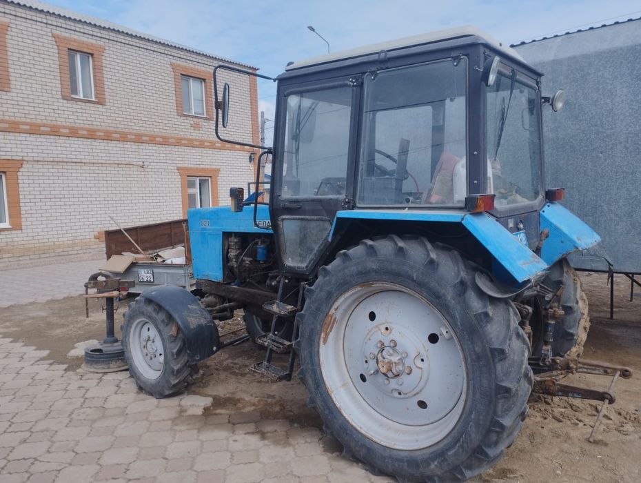 Трактор Беларусь 82.1