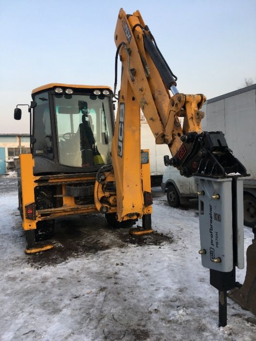 Экскаватор погрузчик, уборка снега