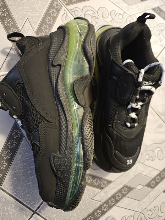 Adidasi Balenciaga Triple s