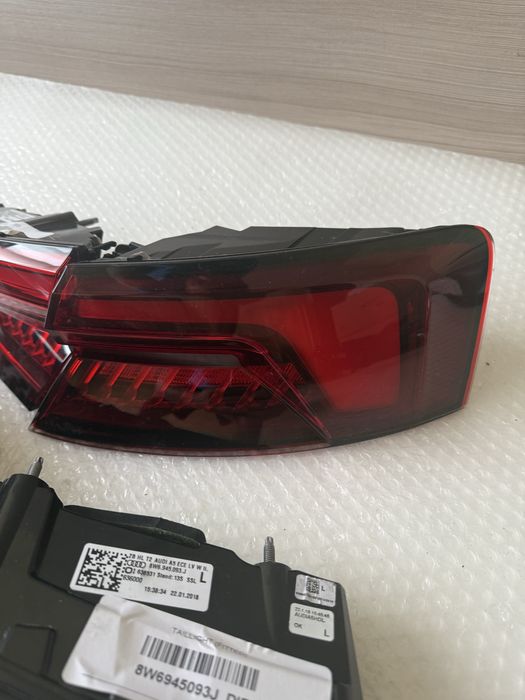 Стопове стоп Audi A5 B9 Ауди А5 димамичен мигач Европейски Перфектни