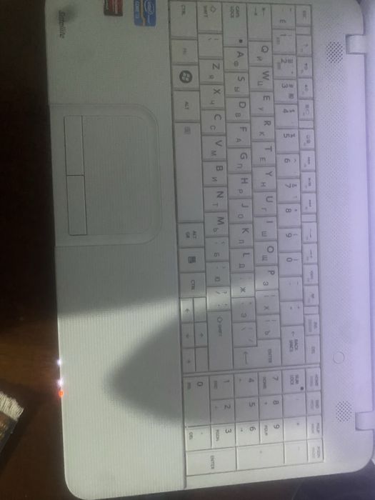 Продам ноутбук TOSHIBA