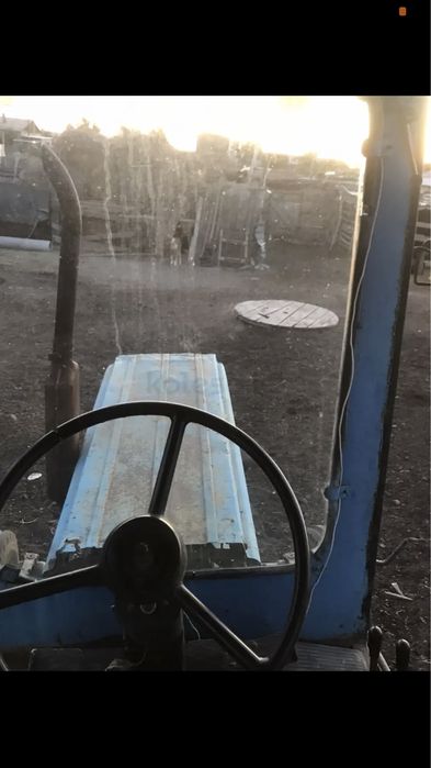 Продам трактор т28