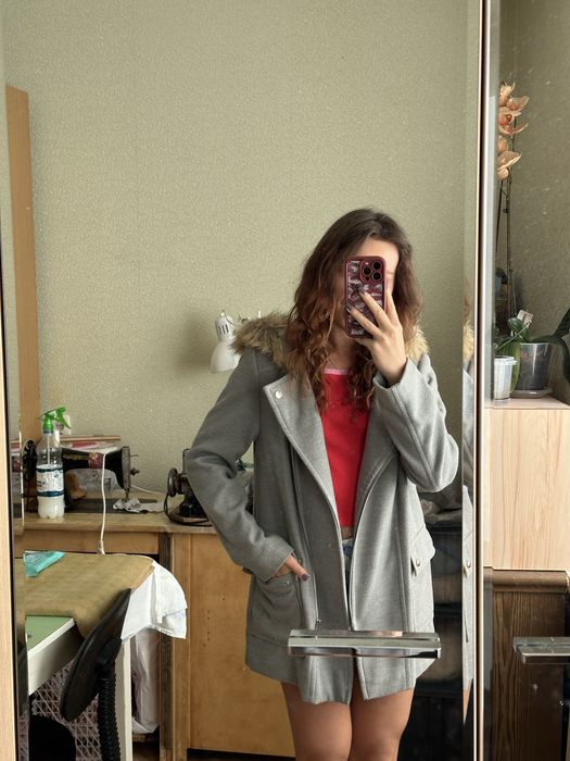 Пальто укороченное с капюшоном