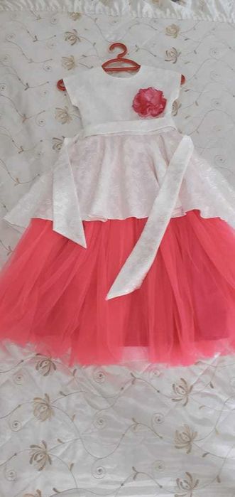 Детское нарядное платье