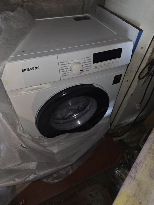 Продам стиралку.
