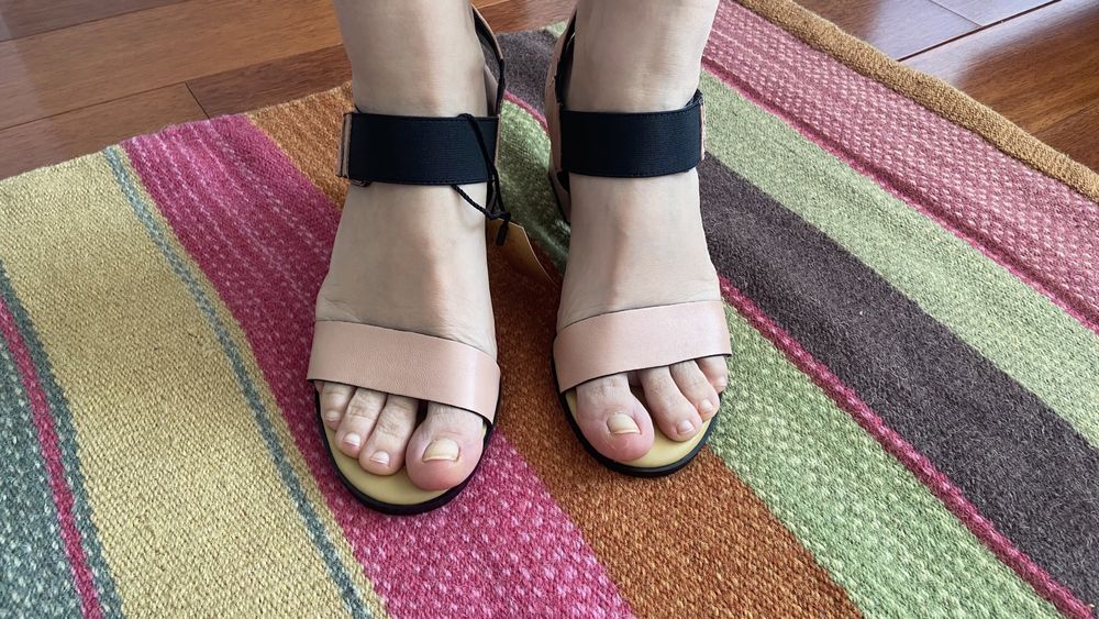 Sandale noi de vară cu toc