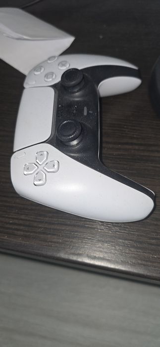 PlayStation 5 PS5 Standard – Stare ca nouă
