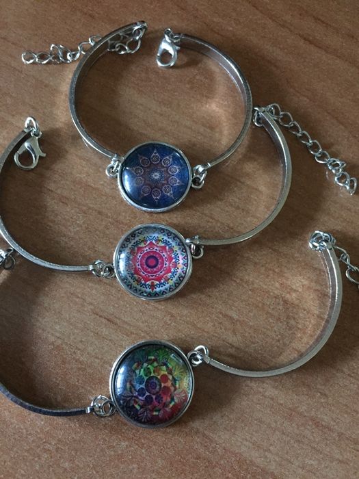 Разпродажба на бижута по 2,5€