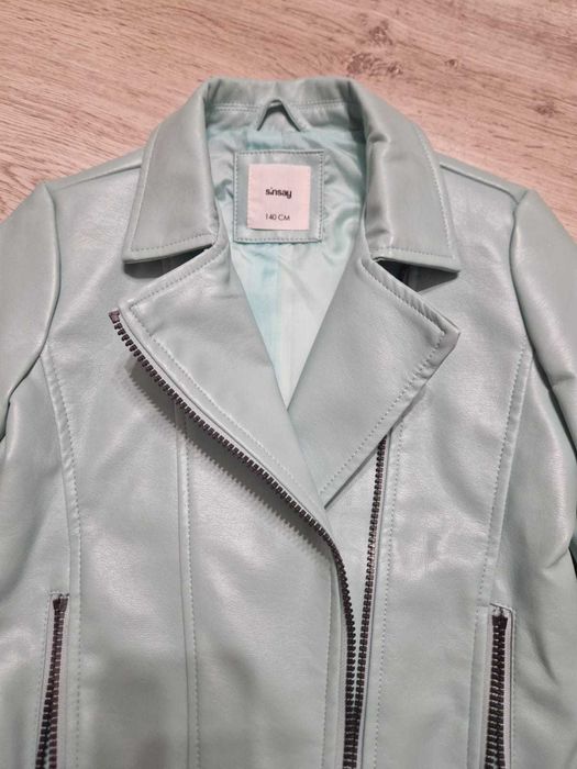 Geacă fete Sinsay 140 cm – NOUĂ fără etichetă – tip piele – 9-10 ani