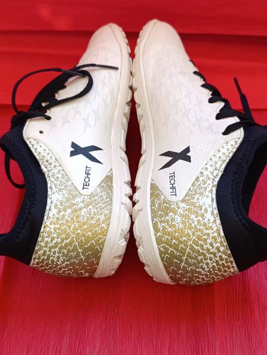 Спортни  бутонки Adidas и стоножки Adidas