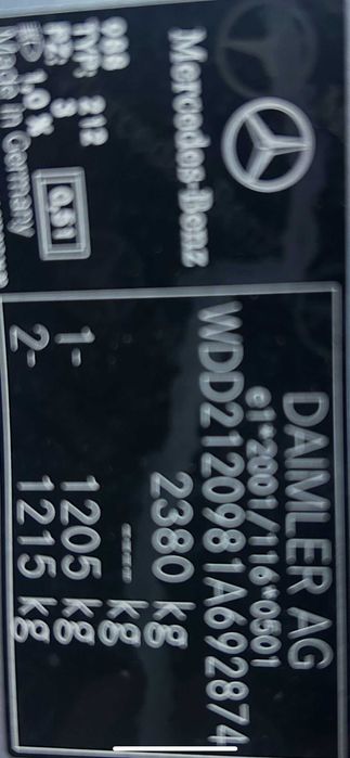 Mercedes Benz E 300 BlueTEC Hybrid