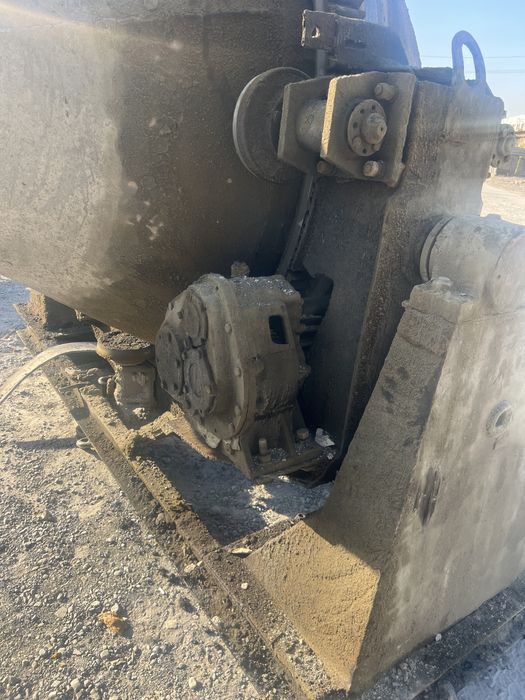 Бетомешалка , бетосместитель 1м3