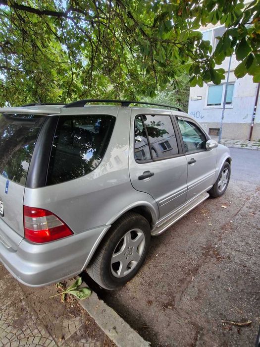 Джип Мерцедес LM 350