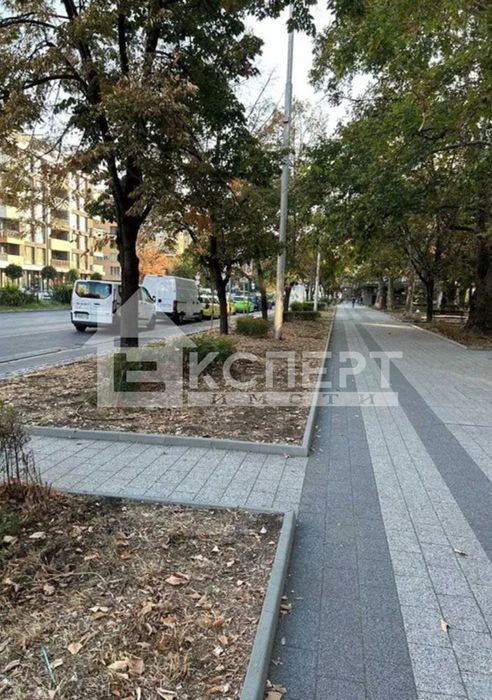 Продава се Тристаен апартамент в Пловдив, Каменица 1 - 100 кв.м за 1470 €/кв.м - Снимка #8