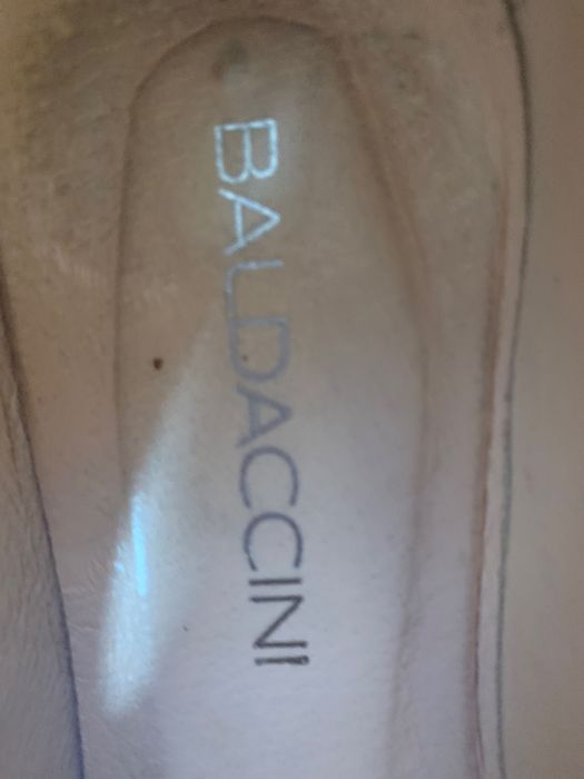 Дамски обувки от естествена кожа