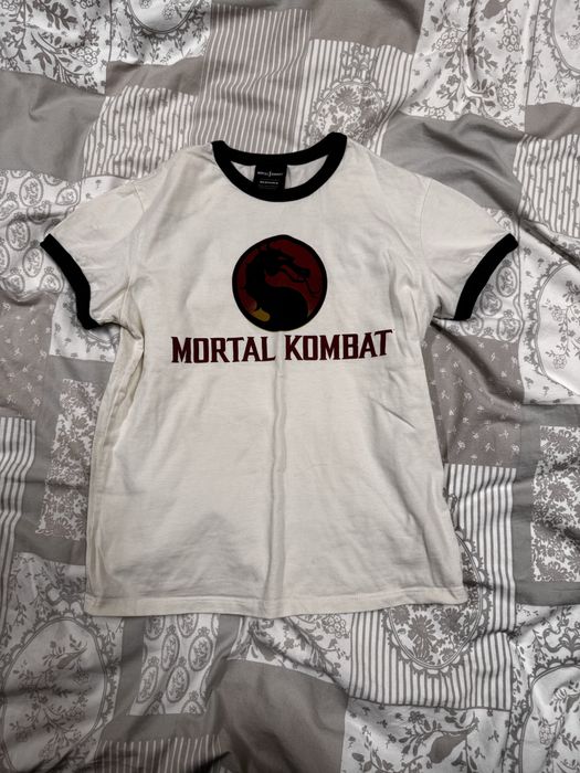 Футболка Bershka