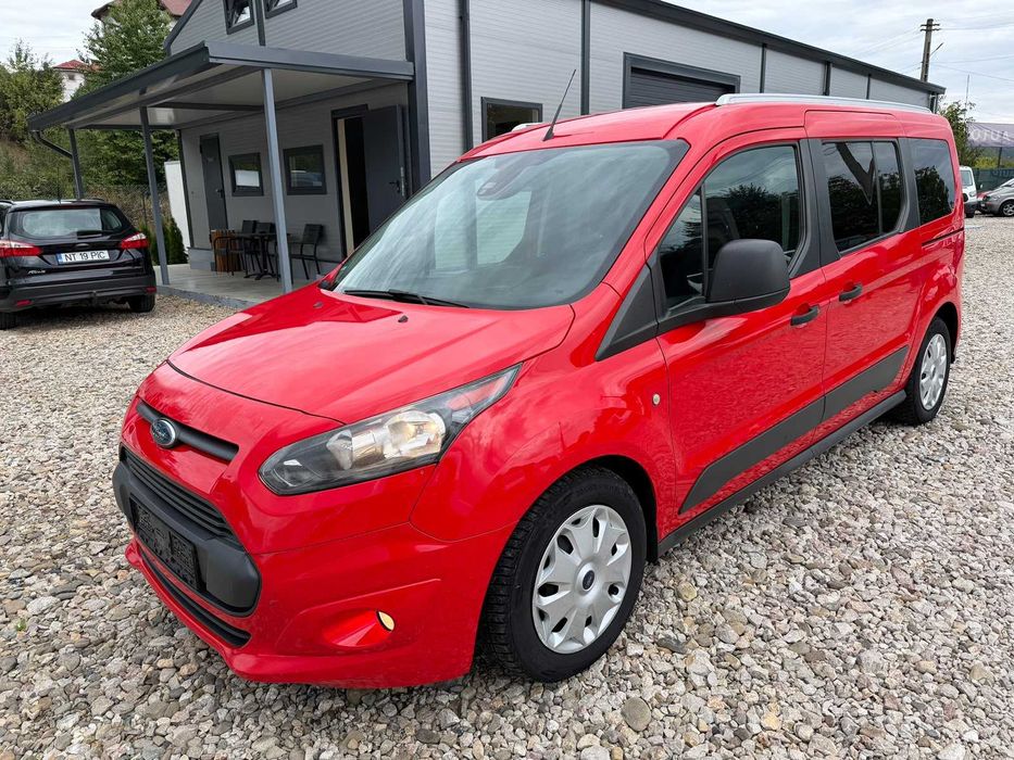 FORD Tourneo