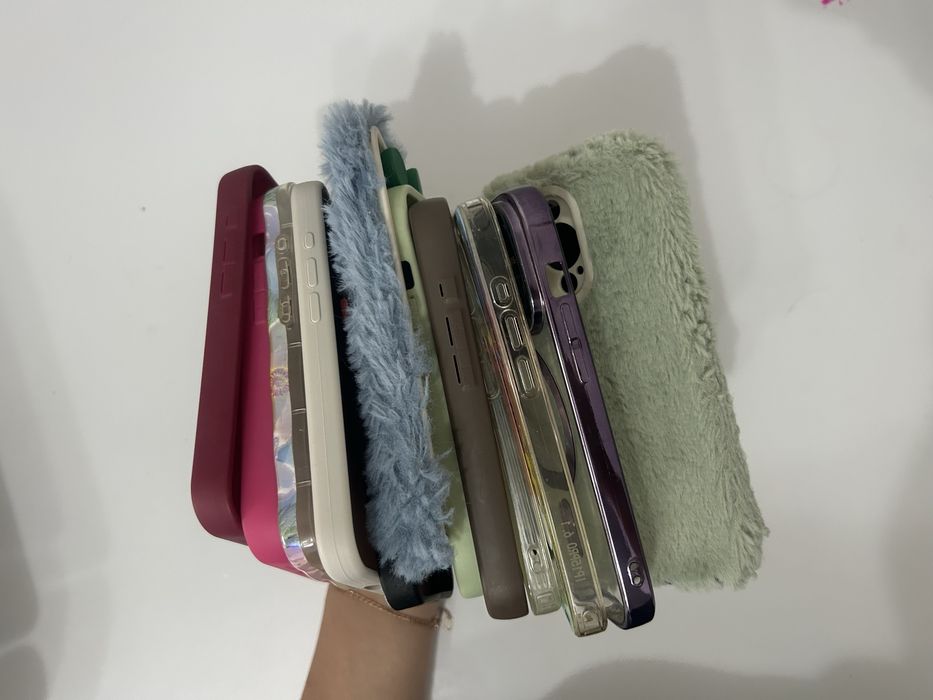 Чехлы на айфон 15 про