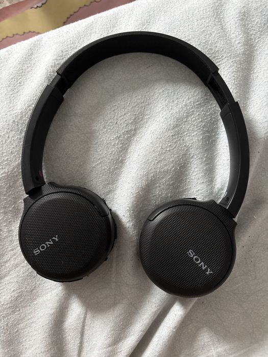 vand casti wirless sony