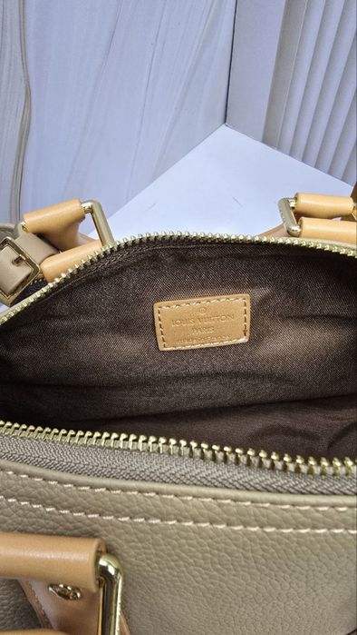 Сумка Louise Vuitton