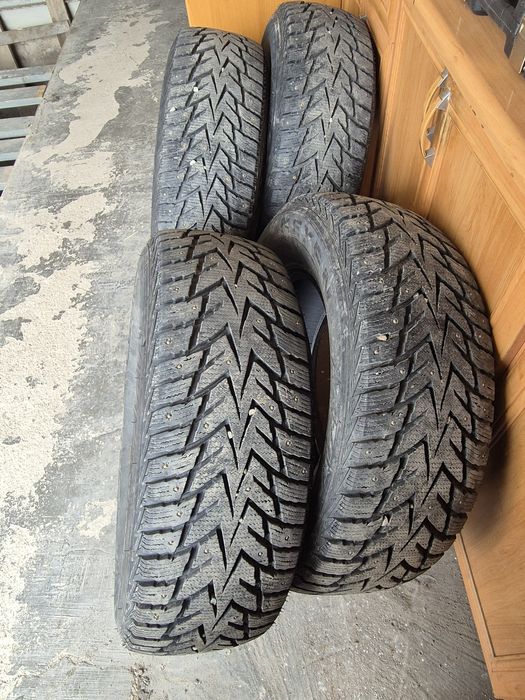 Продам зимние шины