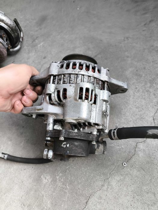 Продам запчасти на RVR 4D68T
