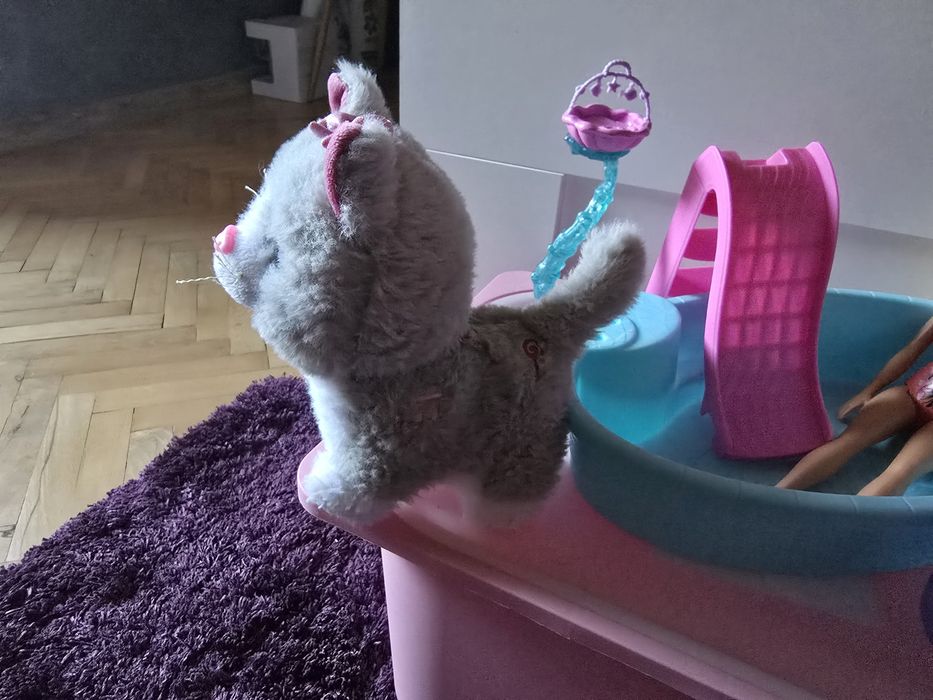 Кукли Барби и интерактивно коте