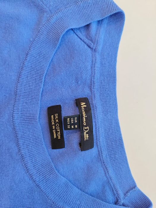 Голубая кофта Massimo Dutti