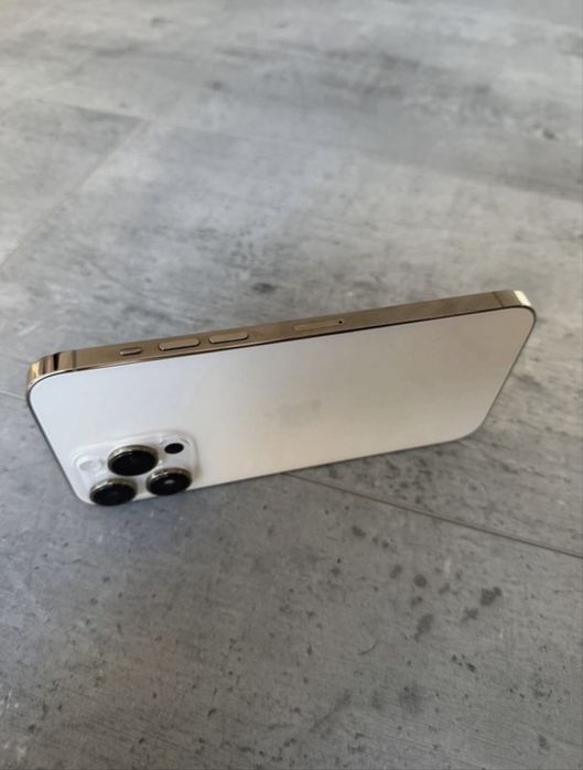 iPhone 14 pro baterie 100% ca nou