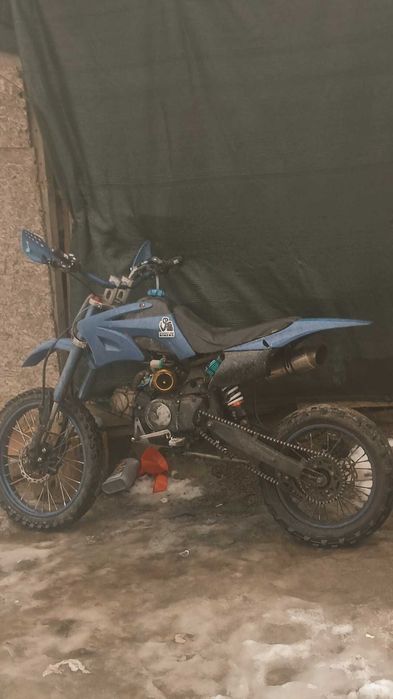 Vând cross 125cc 4t