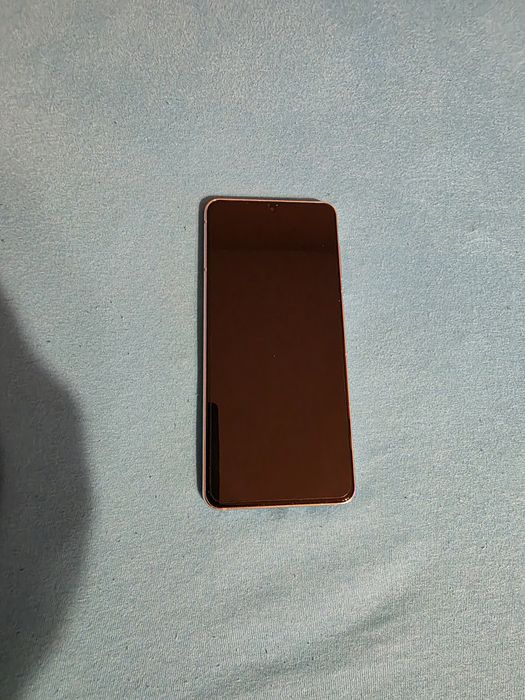 Продавам Samsung Galaxy  s21 5G