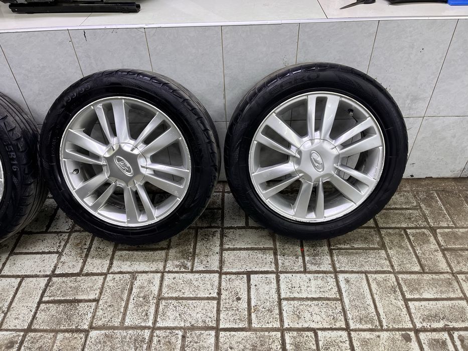 Диски с резиной на ладу