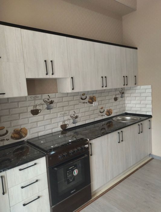 Кухонный Гарнитур в стиле Хай-Тек на заказ