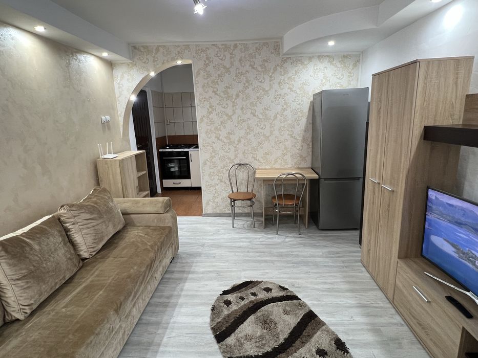 Inchiriez garsoniera zona Prundu Depou recent renovata