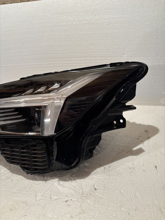 Фар Volvo Polestar