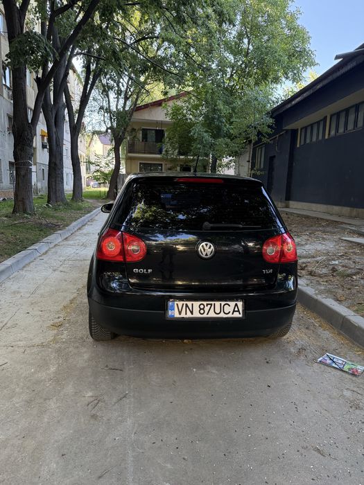 Volkswagen Golf 5 1.9 tdi in 6+1 trepte