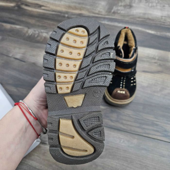 Детски боти за момче